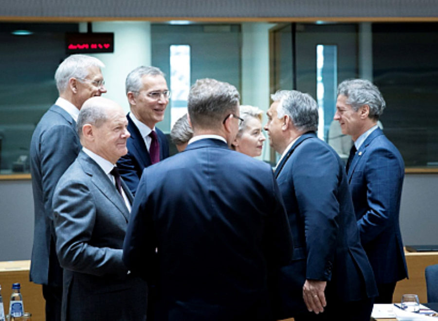 Orban csicskit