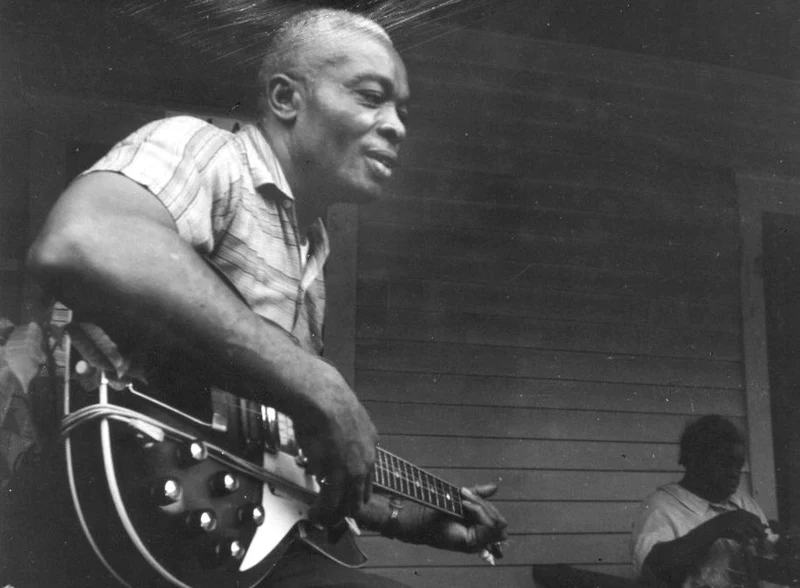 Buddy moss