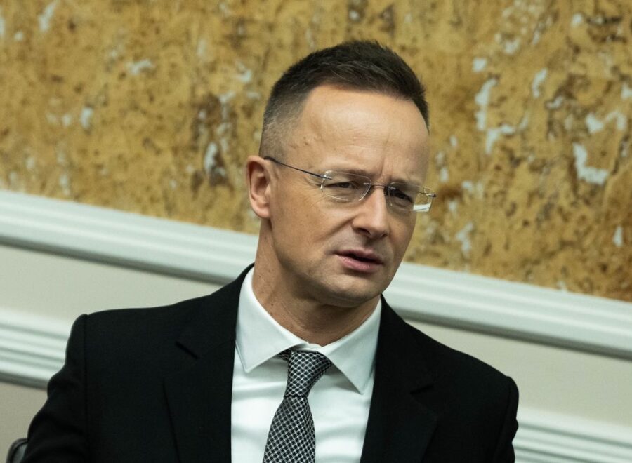 30ea8c4d040945abb11117c53445ae75