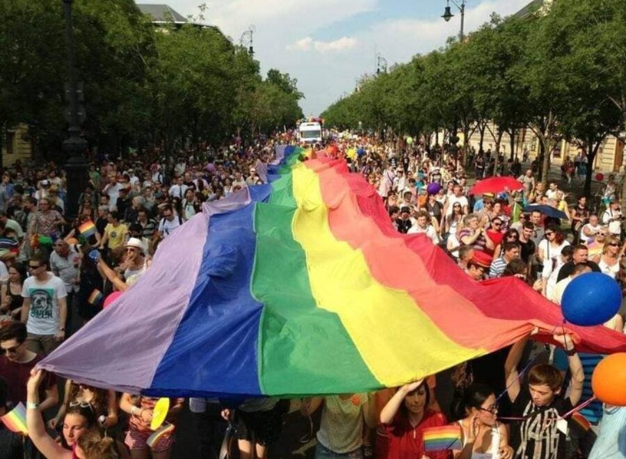 Pride flag width 1000