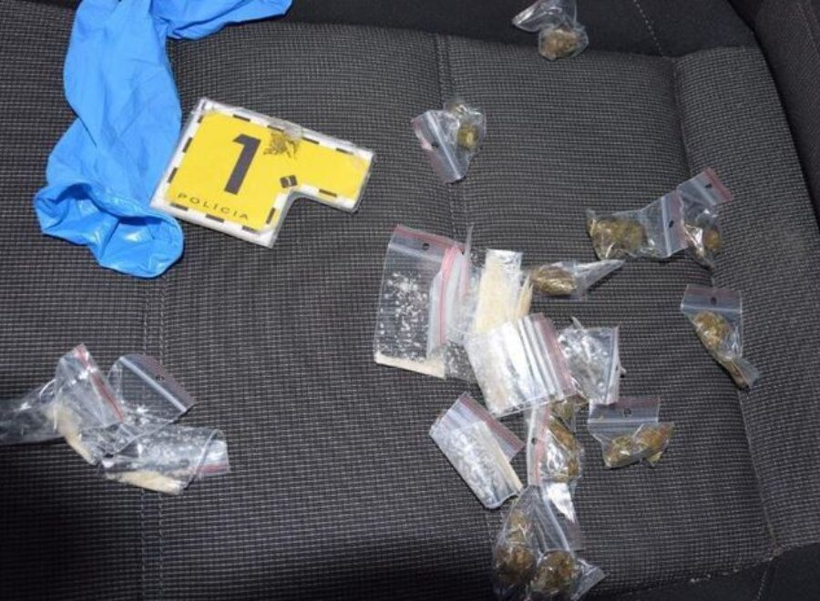 Drogy policia euda pervitin speed amfetamin clanok W