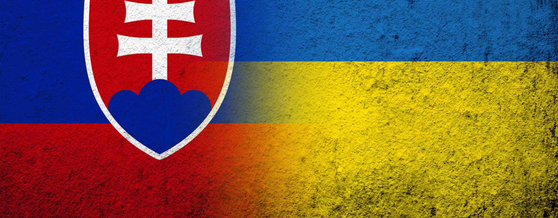 Szlovakia ukrajna zaszlo stock 591818