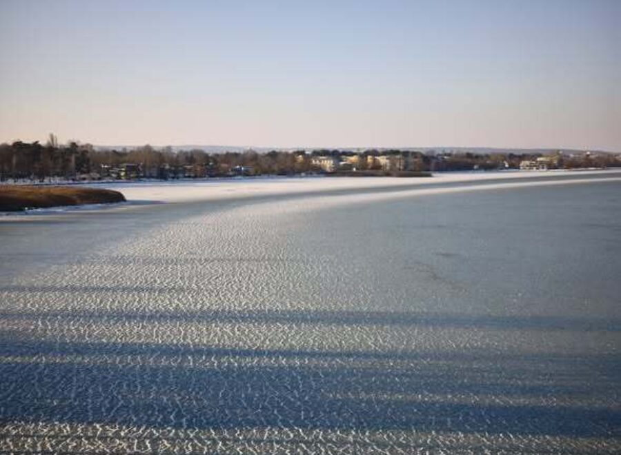 Befagyott Balaton