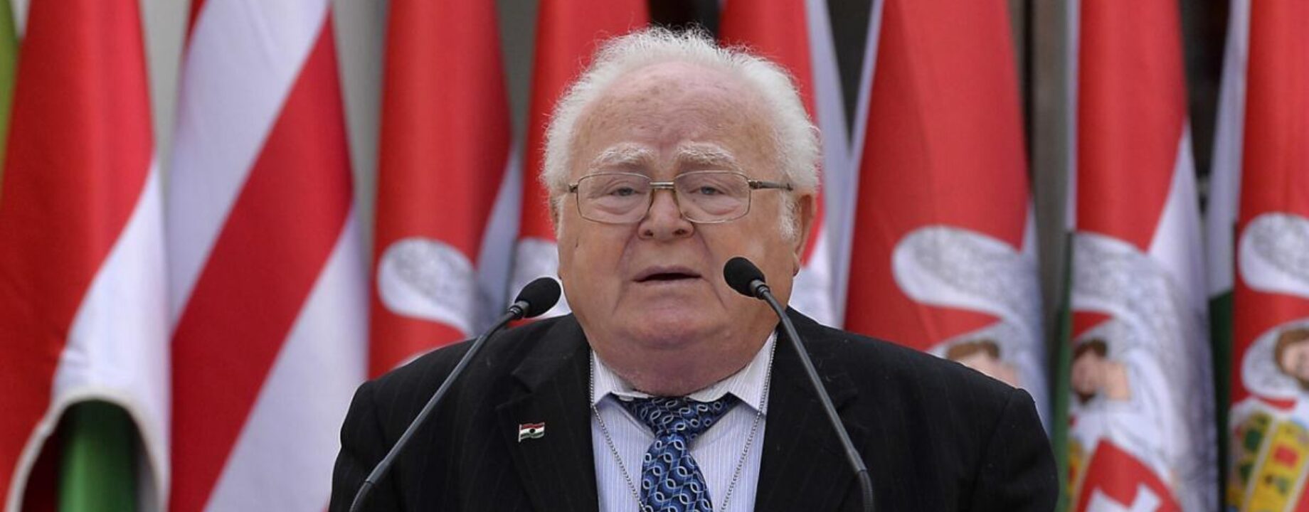 56 os hős