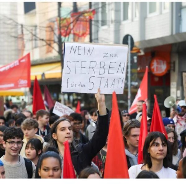 Német tüntető fiatalok