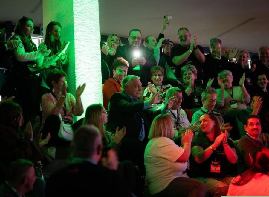 Orban a harcosok kozott