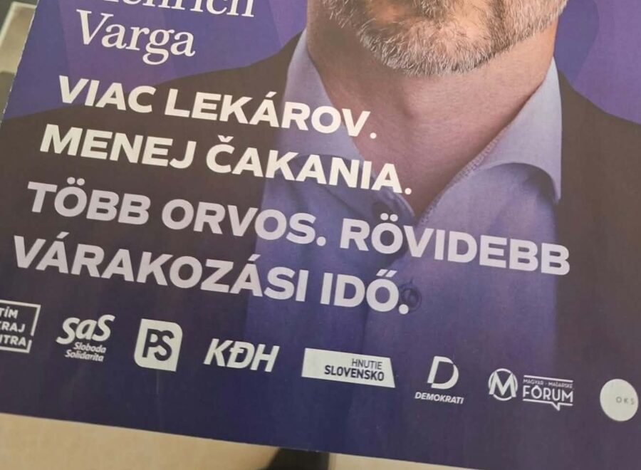 Kétnyelvűen kommunikálnak