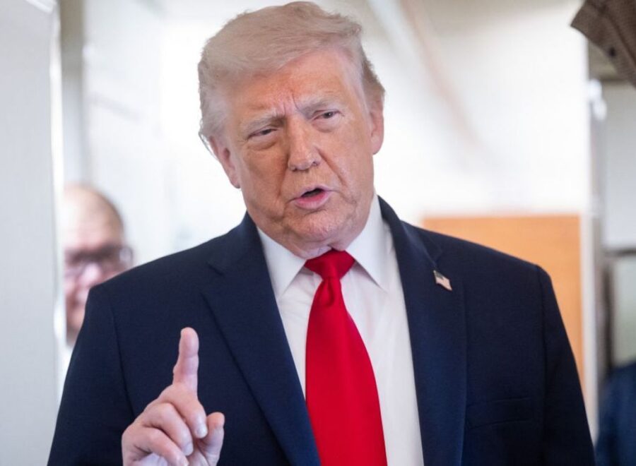 Trump fenyeget