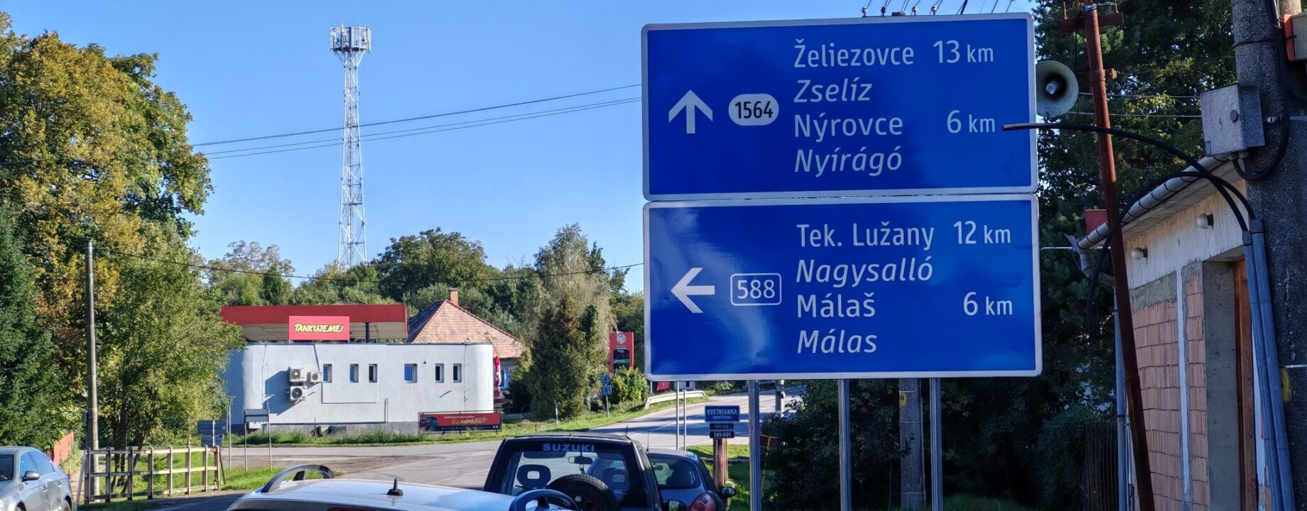 Farnadi ketnyelvu tabla