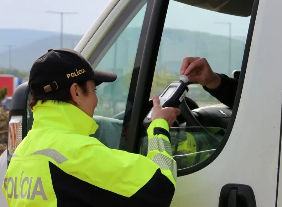 Alkohol a policia