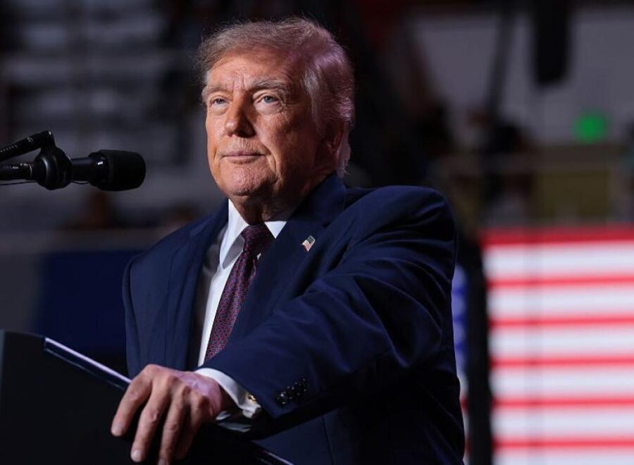 Trump 1791611384