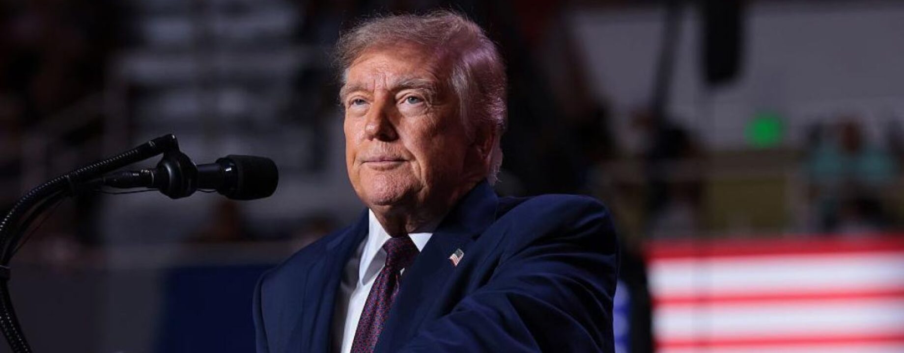 Trump 1791611384