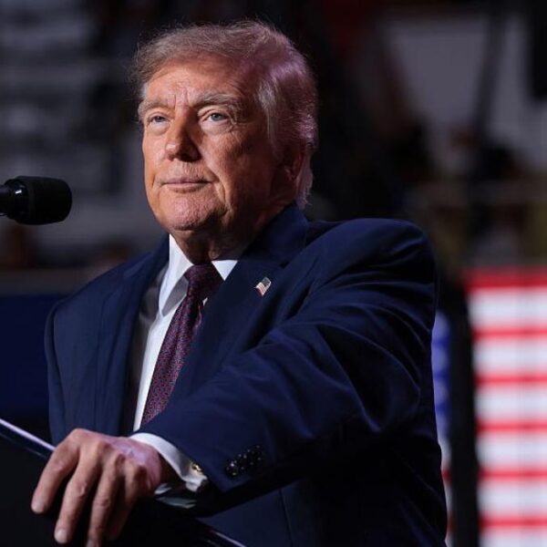 Trump 1791611384