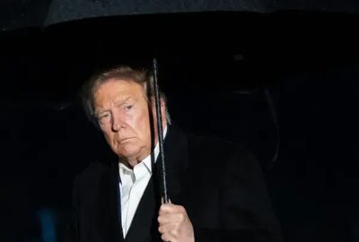 Trump esernyő