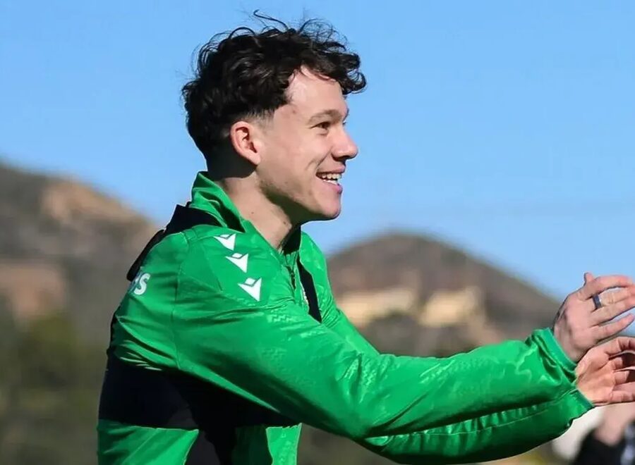 9d537dd006c64f7a97083f020d17d46c