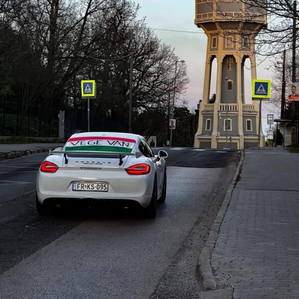 Ef64cfaa 9dae 43d4 9ea6 34a32e01b4c4