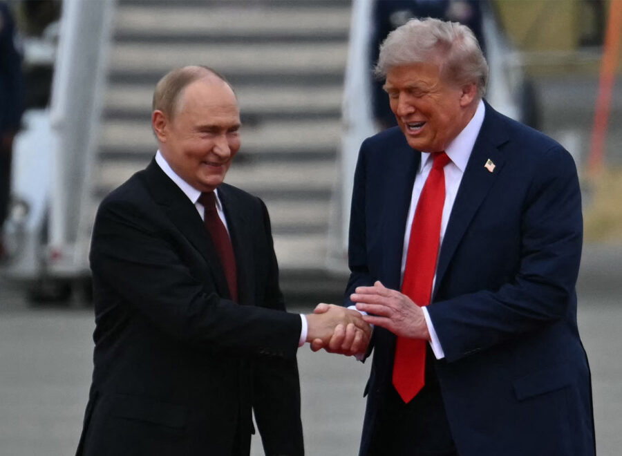 17548572 081525 cc getty putin trump handshake smiling img
