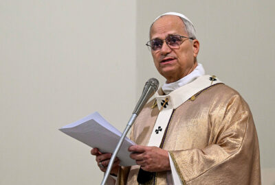 20260315 T1545 POPE PARISH ROME MAR15 1815214 crop
